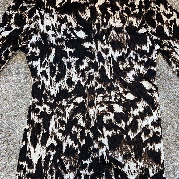 Zara Printed Jacquard Bodycon Dress size small can fit a medium lots of stretch - Picture 9 of 13